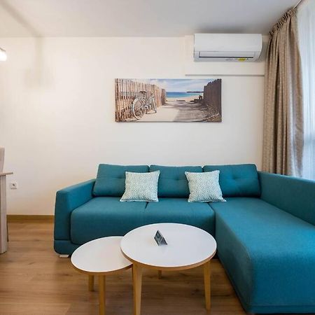 Labyrinth Apartment - Free Parking Space Included Warna Exterior foto