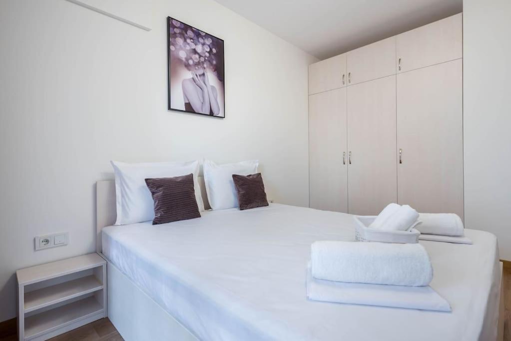 Labyrinth Apartment - Free Parking Space Included Warna Exterior foto